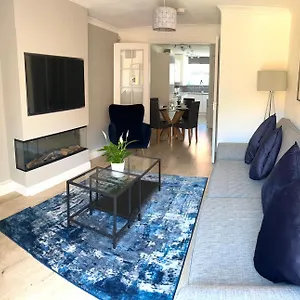 Corstorphine Townhouse: Spacious Near Murrayfield With Garden Edinburgh